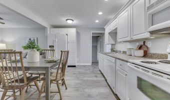 8722 Shelby St, Indianapolis, IN 46227