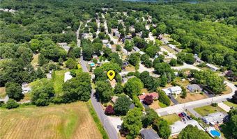 1 Teakwood Dr, Cumberland, RI 02864