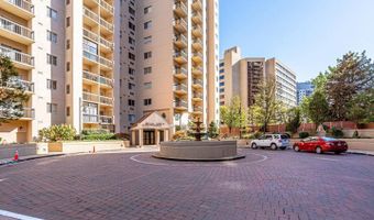 1211 S EADS St #1203, Arlington, VA 22202