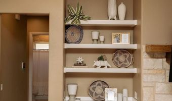 1709 W Riverside Dr, Carlsbad, NM 88220