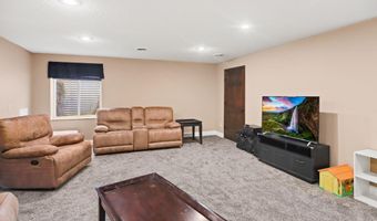 815 SW 13th Ave, Aberdeen, SD 57401