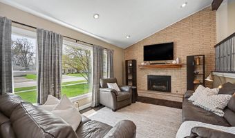 610 W Noyes St, Arlington Heights, IL 60005