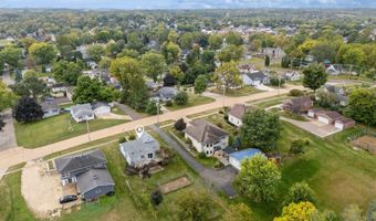 304 E Plum St, Anamosa, IA 52205