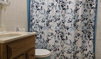 18739 Midland Trl, Ansted, WV 25812