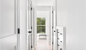 804 Mohegan Trl, Block Island, RI 02807