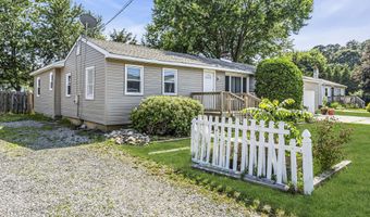 9 Frederick Dr, Bayville, NJ 08721