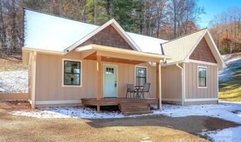 15 Eaglebear Dr, Asheville, NC 28806