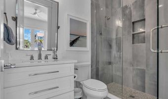 229 WILLOW Ave, Anna Maria, FL 34216