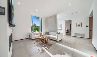 200 N DOHENY Dr, Beverly Hills, CA 90211
