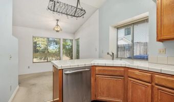5220 Mandarin Dr, Oceanside, CA 92056