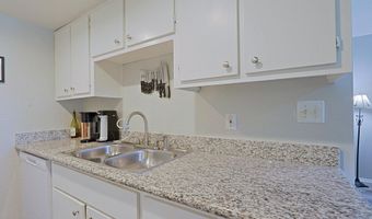 7502 E CAREFREE Dr 104, Carefree, AZ 85377