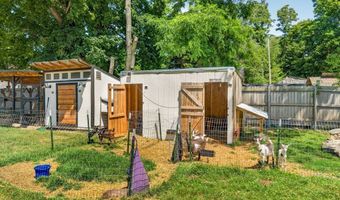 26 Algerine St, Berkley, MA 02779