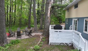 822 S COUNTY ROAD T, Amherst Junction, WI 54407