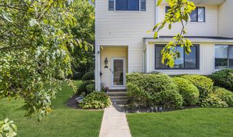 258 Clubhouse Dr, Middletown, NJ 07748