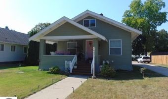 727 Wright Ave, Alma, MI 48801