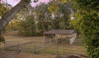 5 Country Gln, Fallbrook, CA 92028