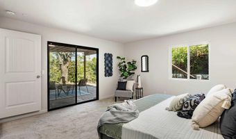 8530 Rockledge Rd, La Mesa, CA 91941