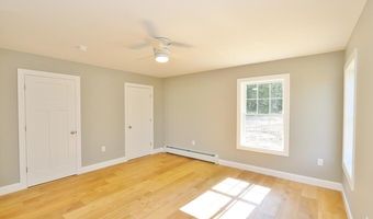 6 Lilac Ave, Bangor, ME 04401