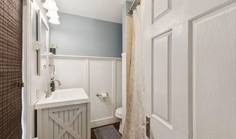 233 HAINES Ave, Barrington, NJ 08007