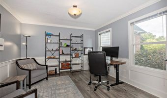 225 Linwood Ln, Aurora, OH 44202