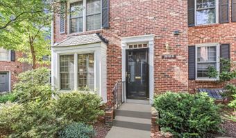 2518 S WALTER REED Dr #A, Arlington, VA 22206