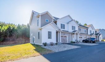 29 Covey Rd APT 19, Burlington, CT 06013