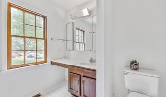 9605 REACH Rd, Potomac, MD 20854