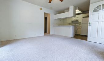373 Mananai Pl 44T, Honolulu, HI 96818