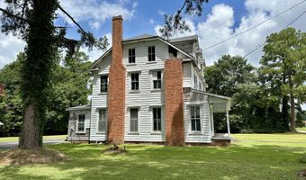 207 N 5th St, Aurora, NC 27806