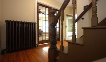 125 Grove St, Bangor, ME 04401