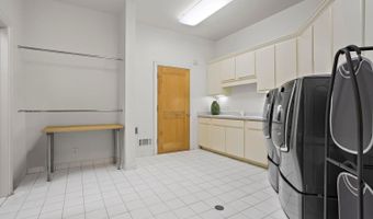 9335 Colonnade Trl, Alpharetta, GA 30022