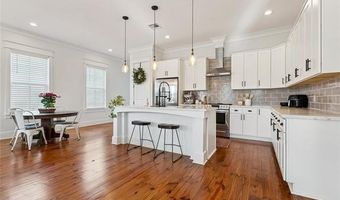 133 SEAL Dr, Arabi, LA 70032
