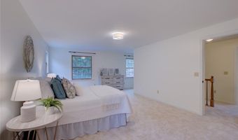 31 Edgewater Rd, Narragansett, RI 02882