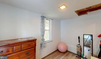 239 HAMPSHIRE St, Bloomington, MD 21523