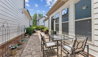 7330 Winthrop Rd, Alpharetta, GA 30005