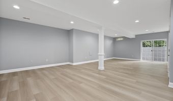 7119 BARRY Rd, Alexandria, VA 22315