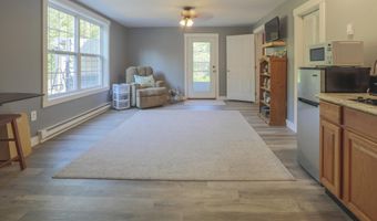 53 Lincolnville Ave, Belfast, ME 04915