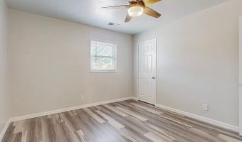 1701 Hoffman Dr NE, Albuquerque, NM 87110