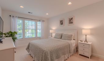 105 Congressional Dr, Cape May Court House, NJ 08210