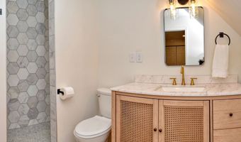 835 N Woodland Cir, Bloomfield, IN 47424
