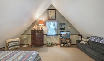 106 Burnshaw Ln, Albrightsville, PA 18210