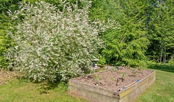 202 Cherry Valley Rd, Alton, NH 03810