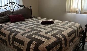 609 N Penn St, Aberdeen, SD 57401