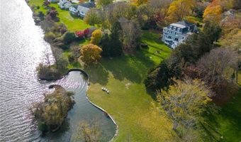 44 Bliss Mine Rd 4, Middletown, RI 02842