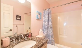 5 Sweet Corn Dr, Cranston, RI 02921