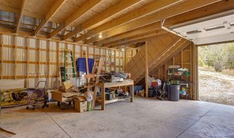 7681 N Farm Road 43, Ash Grove, MO 65604