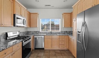 280 Fallen Leaf Ln, Fernley, NV 89408