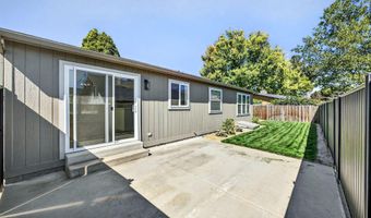 224 Alicia St, Ashland, OR 97520