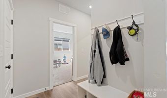 10000 La Jolla Dr, Boise, ID 83709