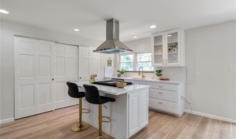 8540 Elsa Ave, Affton, MO 63123